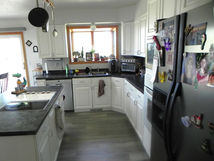 Property Photo:  103 2nd Street  ND 58005 