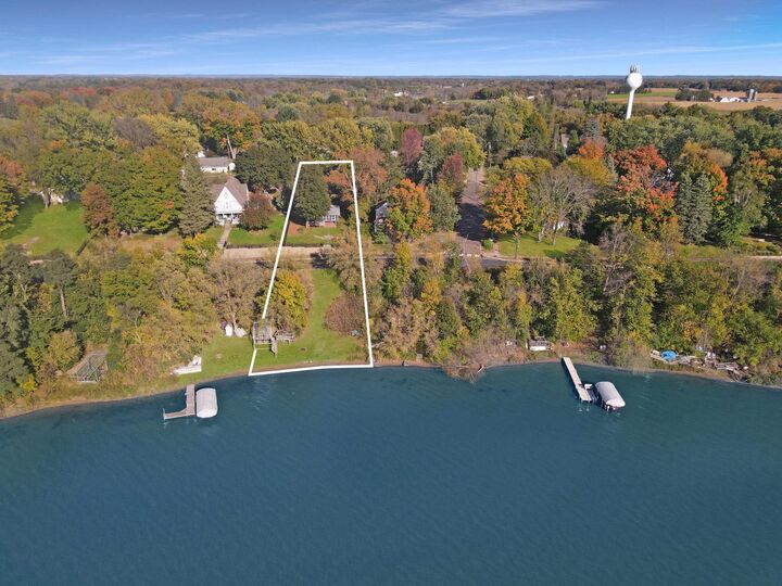 Property Photo:  132 Summit Avenue  MN 55012 