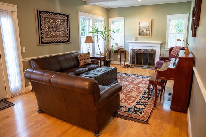 Property Photo:  114 Grafton Street  MA 01545 