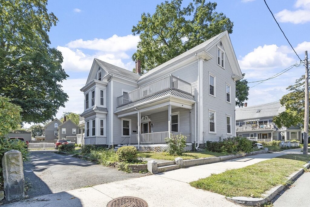 Property Photo:  159 North Street 1  MA 01970 