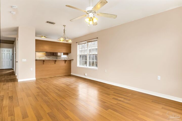 Property Photo:  1405 Dunhurst Dr  FL 32534 