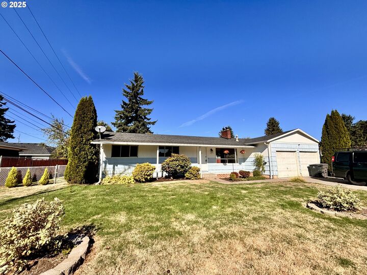 Property Photo: 19003 NE Clackamas St OR 97230