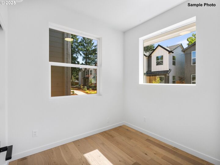 Property Photo: 3262 SE 115th Ave OR 97266
