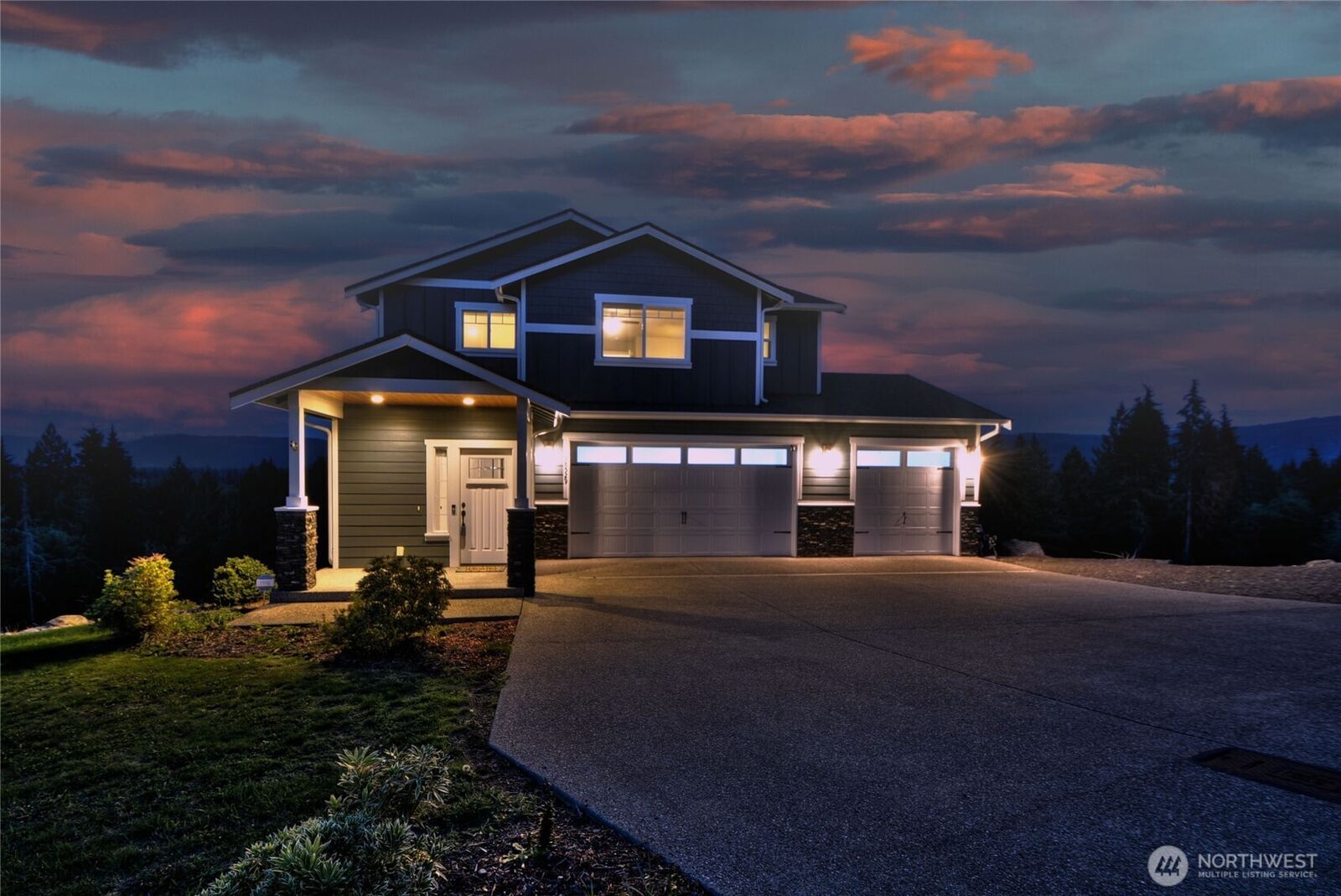 Property Photo:  18529  114th Drive NE  WA 98223