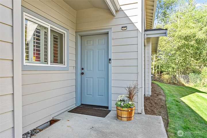 Property Photo: 1384 Bayview Court E1 WA 98230