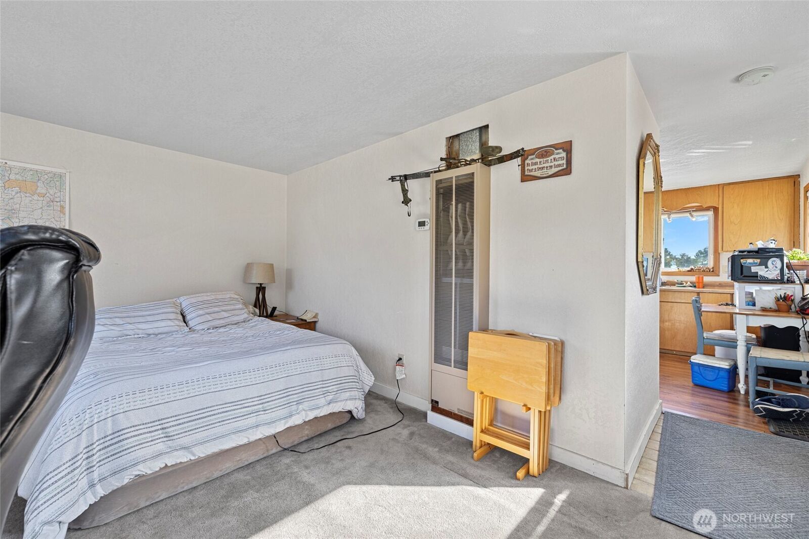 Property Photo:  1607  B Avenue  WA 98221