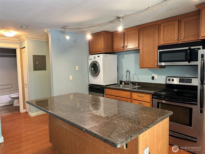 Property Photo: 23453 16th Avenue S A102 WA 98198