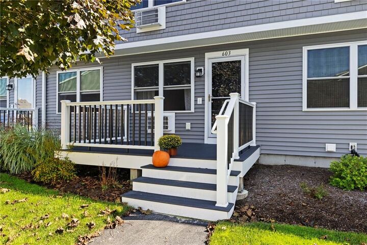 200 Post Road 603  Warwick RI 02888 photo