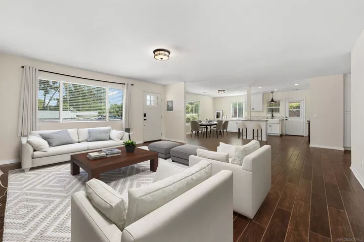 Property Photo:  8624 La Butte Ln  CA 92071 