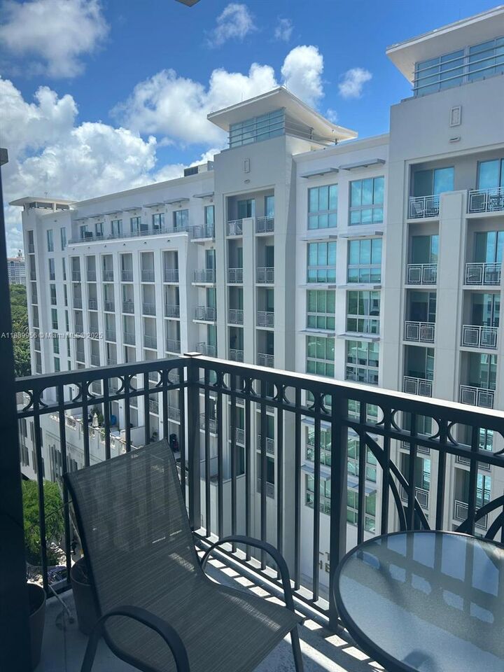 Property Photo: 301 Altara Ave Lph903 FL 33146