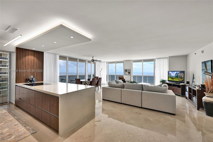 Property Photo:  1850 S Ocean Dr 4001  FL 33009 