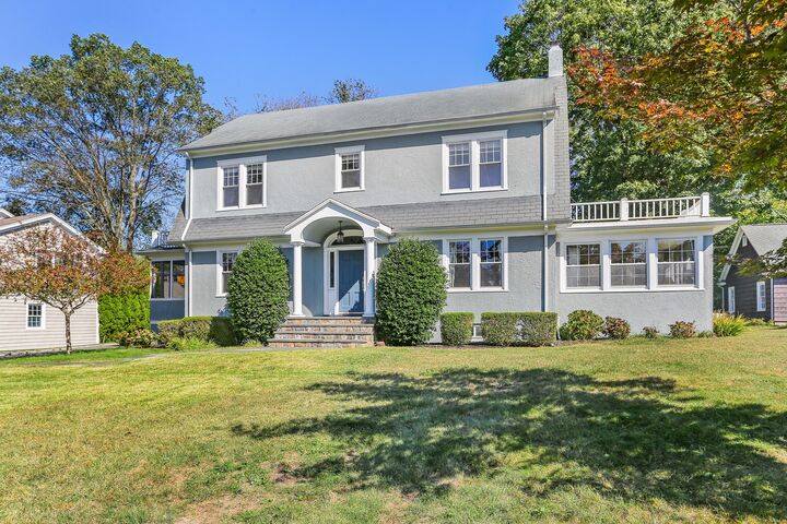 Property Photo:  38 Van Rensselaer Avenue  CT 06902 