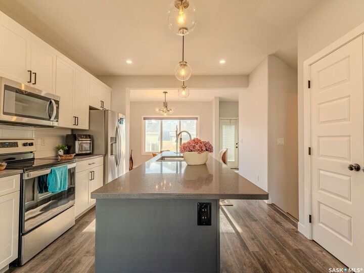 Property Photo: 306 Brighton Boulevard SK S7V 0V8
