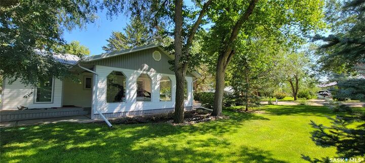 Property Photo: 33 Main Street SK S0H 3T0