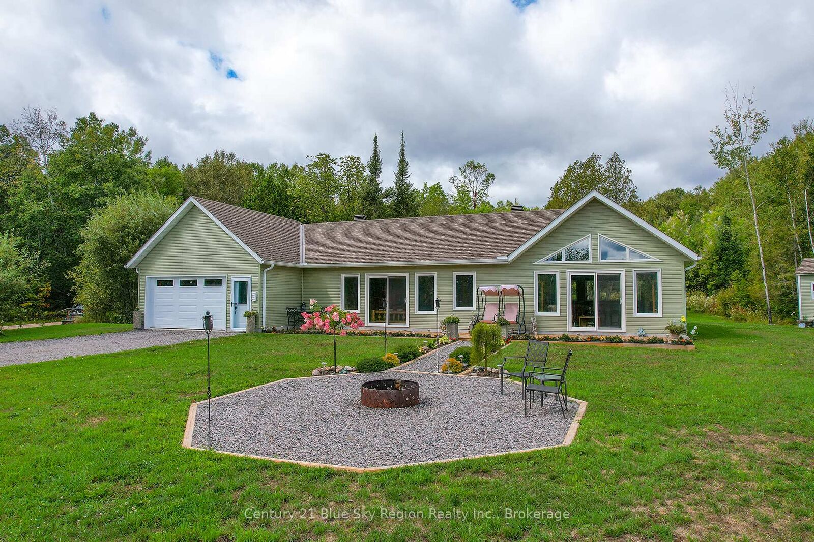 Photo de la propriété:  398 Mallard Haven Road  ON P0H 1B0