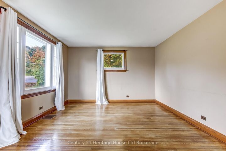 Photo de la propriété:  19 King Street  ON N0J 1A0 