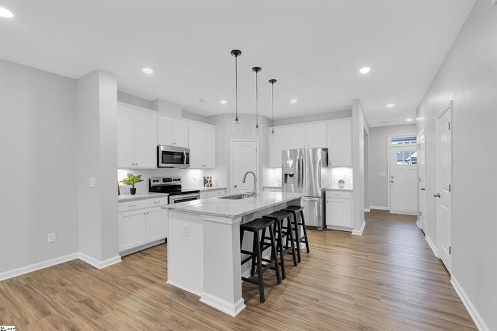 Property Photo: 24 Leander Drive SC 29651