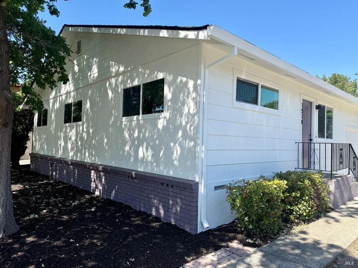 Property Photo: