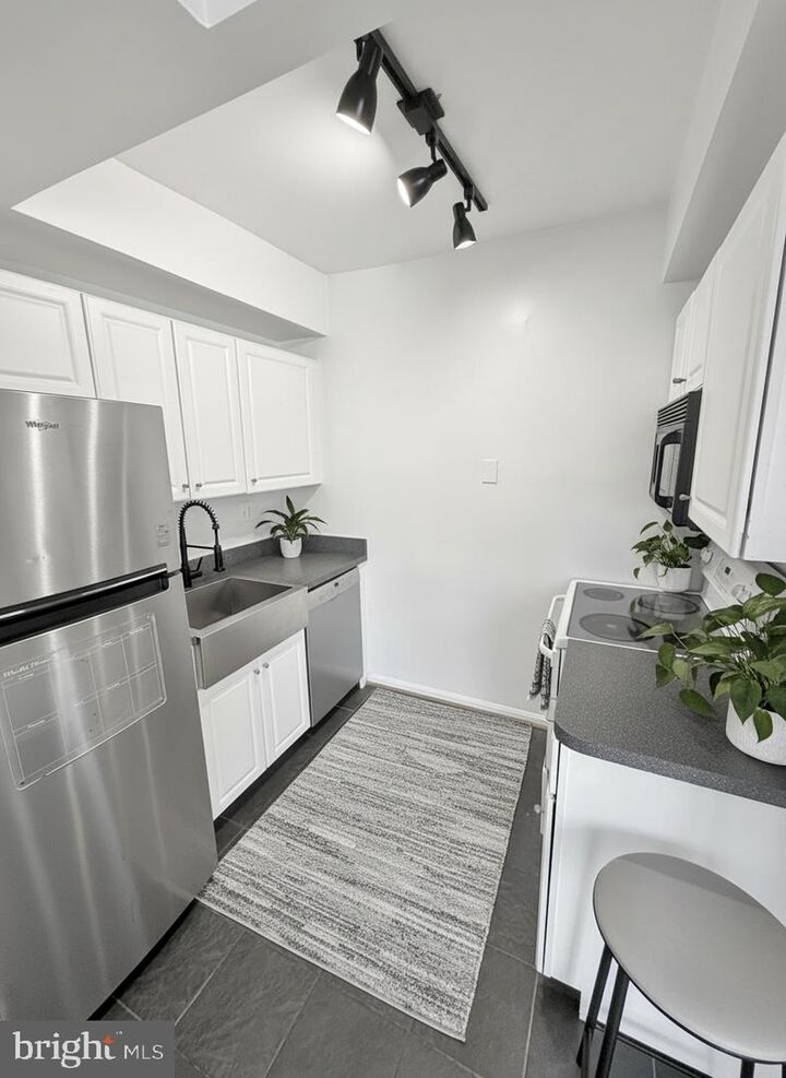 Property Photo: 610 Longfellow Street NW 404 DC 20011