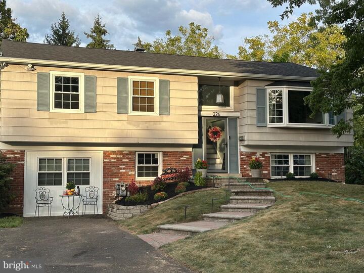 Property Photo: 226 Meadow Drive PA 19067