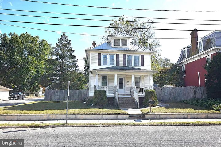 Property Photo: 419 N Walnut Street DE 19963