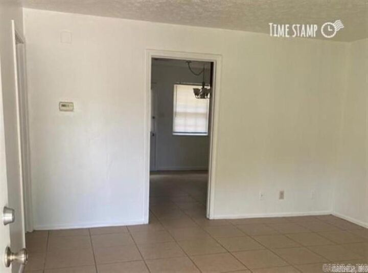 Property Photo:  109 N Park St B  AR 72023 
