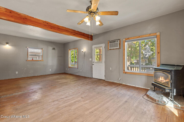 Property Photo: 1312 E Lakeside Ave ID 83814