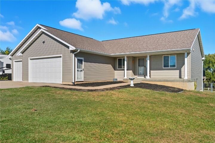 Property Photo:  22980 105th St  IA 52205 
