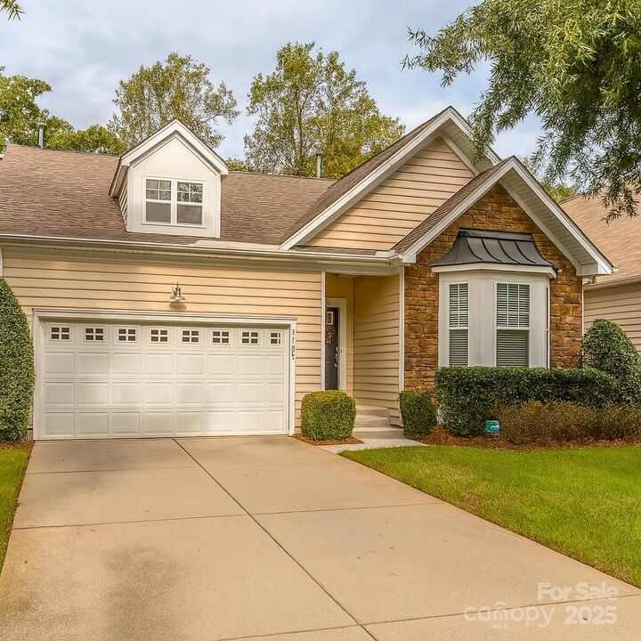 Property Photo:  3104 Streamhaven Drive  SC 29707