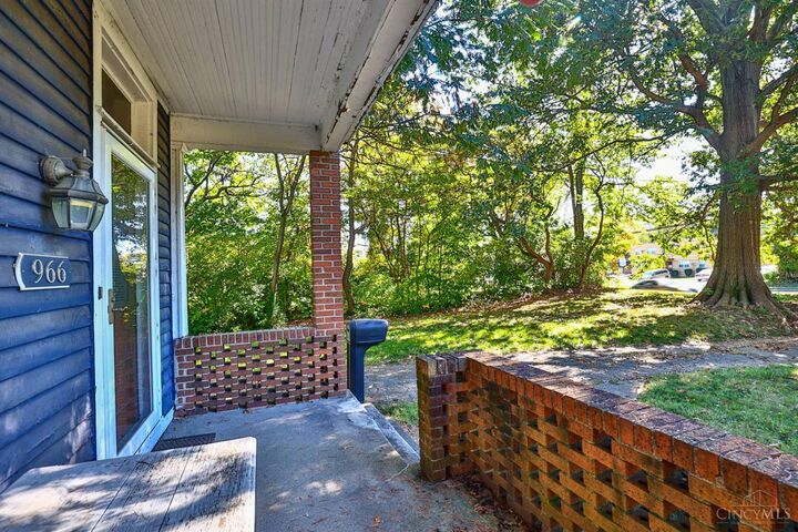 Property Photo: 966 W North Bend Road OH 45224