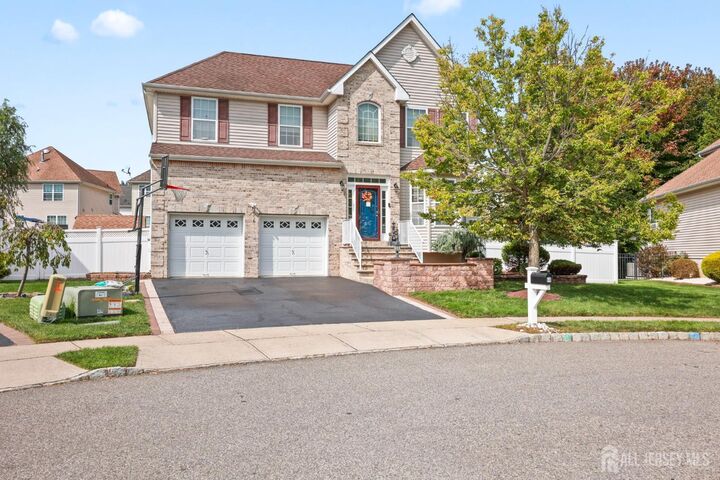 Property Photo:  60 Eddington Lane  NJ 08831 