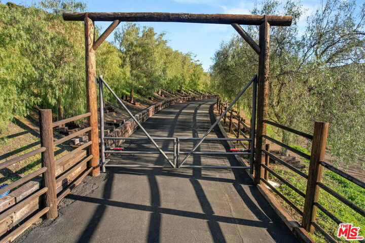 Property Photo: 12486 Yerba Buena Rd CA 90265