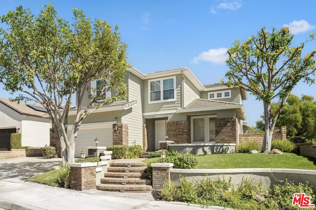 Property Photo: 28804 Sugar Bliss Pl CA 91390
