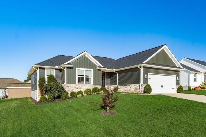 Property Photo:  2133 Ava Lane  OH 43055 