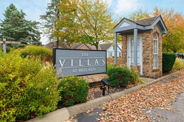 Property Photo:  3832 Falls Circle Drive  OH 43026 