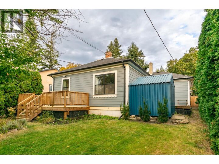 550 6 Street Southeast  Salmon Arm BC V1E 4E4 photo