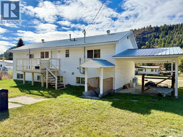 Property Photo:  442 N. Kimberley Avenue  BC V0H 1J0