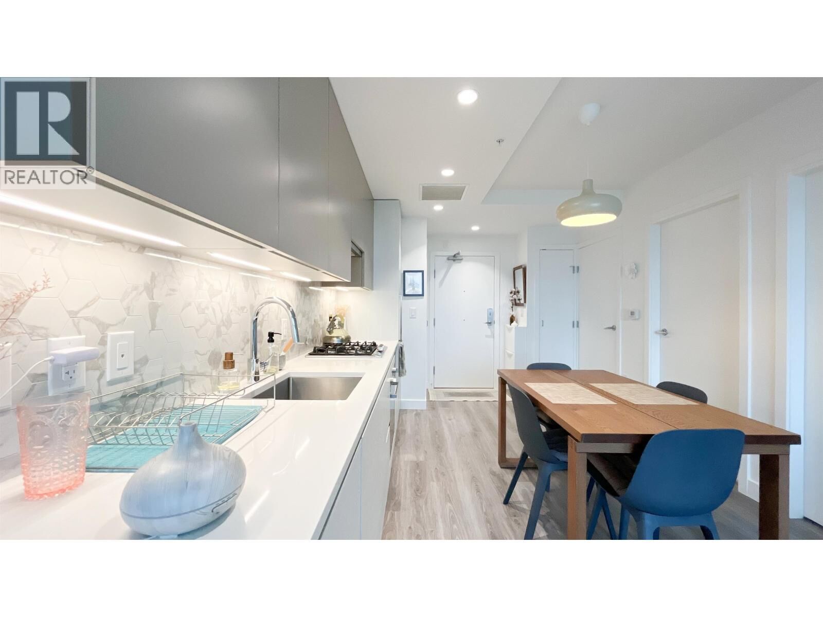 Property Photo:  8181 Chester Street 210  BC V5X 0J9 