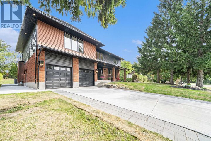 Property Photo: 19 Newland Drive ON K2J 3Z8