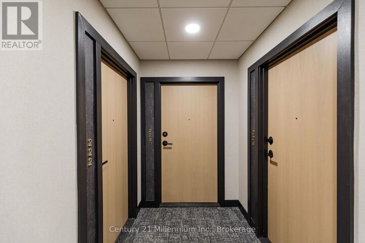 Property Photo: 31 Huron Street 223 ON L9Y 5T7