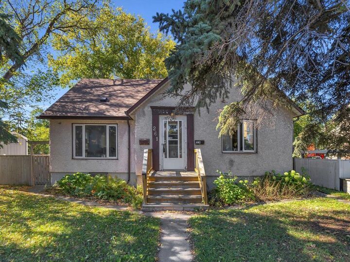 261 Des Meurons Street  Winnipeg MB R2H 2M9 photo