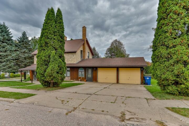 808 5th Street  Marathon WI 54448 photo