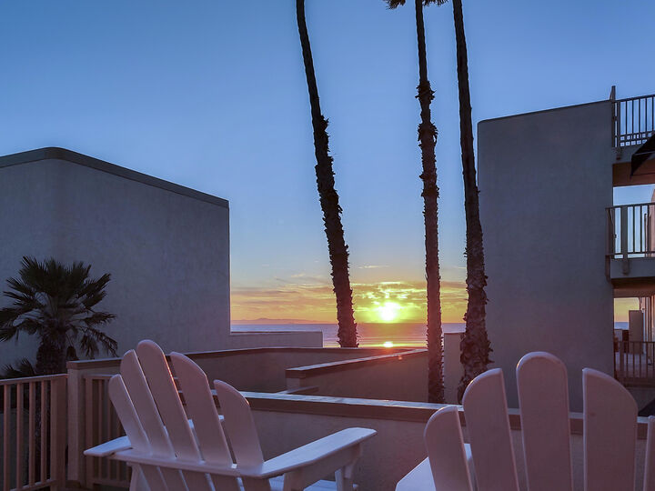 Property Photo: 711 Pacific Coast Highway 206 CA 92648