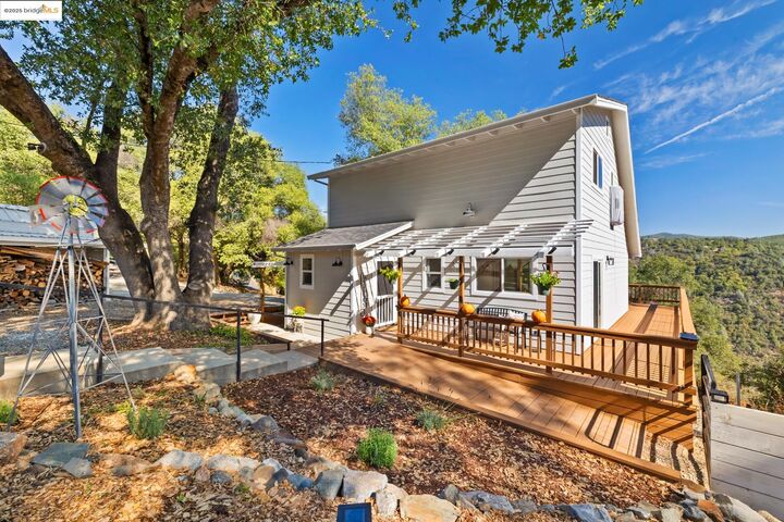 19147 Sunrise Dr  Tuolumne CA 95379 photo