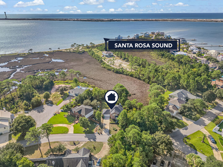 Property Photo: 413 Emerald Pointe Drive FL 32569