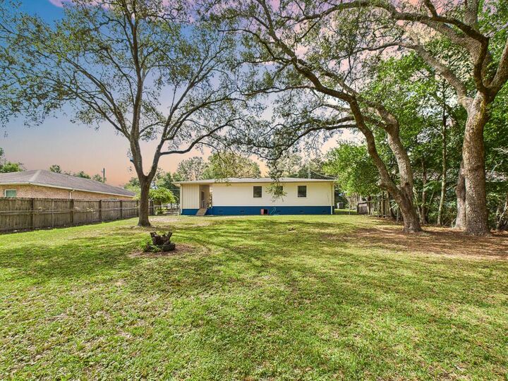 Property Photo: 336 Illinois Avenue FL 32580