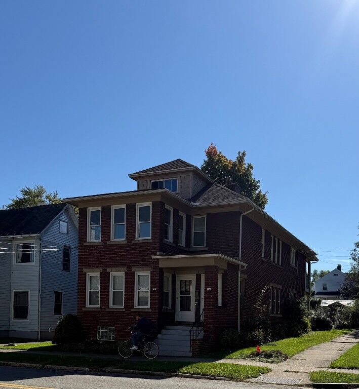 Property Photo: 263 W 29 Street PA 16508