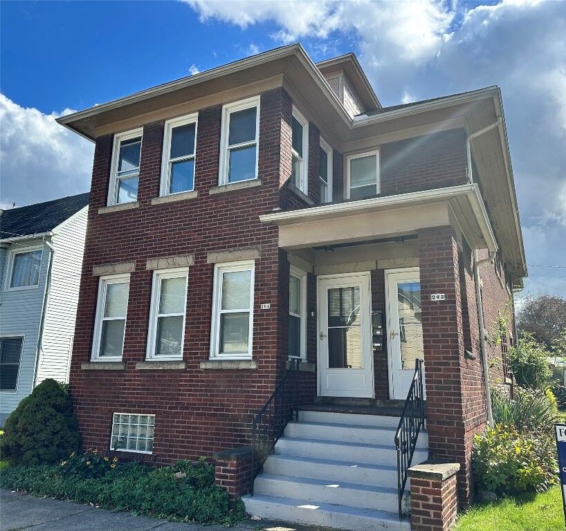 Property Photo:  263 W 29 Street  PA 16508 