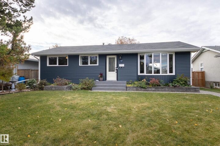 16107 80 Avenue NW  Edmonton AB T5R 3M5 photo
