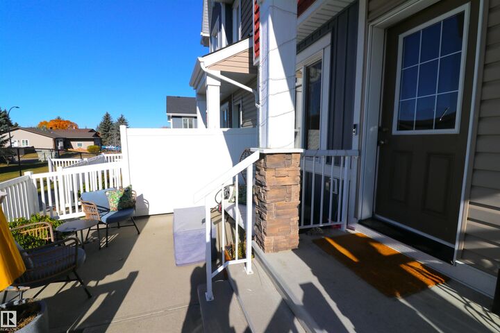 Property Photo: 1508 105 Street NW 29 AB T6J 5R8